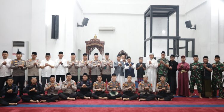 Subuh Keliling Polda Riau, Perkuat Kedekatan dengan Warga dan Gaungkan Green Policing