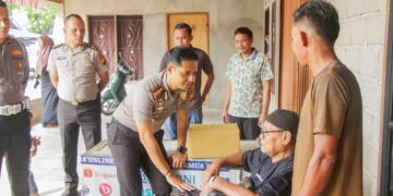 HUT Humas Polri ke-75, Polres Rohul Salurkan Bansos Berupa Sembako untuk Masyarakat Desa Koto Tinggi