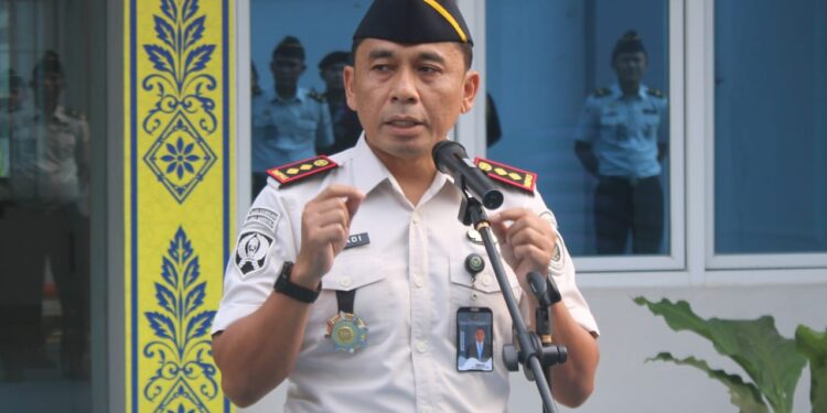 *PERKUAT DISIPLIN DAN TANGGUNG JAWAB DIAWAL PEKAN LAPAS NARKOTIKA RUMBAI LAKSANAKAN APEL PAGI SENIN DENGAN PENUH KHIDMAT*