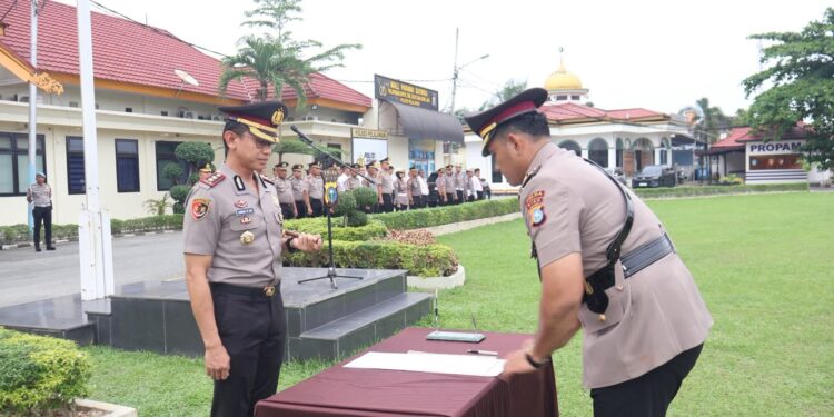 KAPOLRES PELALAWAN RESMI LANTIK AKP ZULHENDRA JADI KAPOLSEK PANGKALAN KERINCI