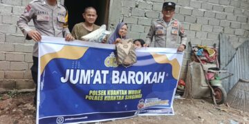 Jum’at Berkah, Polres Kuansing dan Polsek Jajaran Salurkan Sembako kepada Masyarakat