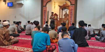 Wujudkan Polisi Bersama Masyarakat, Wakapolres Kampar Ajak Warga Saring Sebelum Sharing Lawan Hoaks
