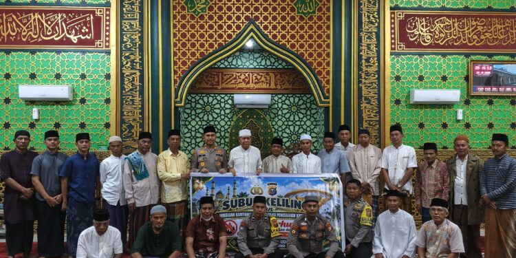 Polres Kuansing dan Polsek Jajaran Laksanakan Subuh Keliling, Perkuat Silaturahmi dan Jaga Kamtibmas Kondusif