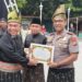 Polisi Bersama Masyarakat. Kapolsek Tualang Terima Penghargaan Sempena Pelantikan LAMR Tualang dan Kenduri Akbar Gabungan Anak Melayu Tualang (GAYUNG)