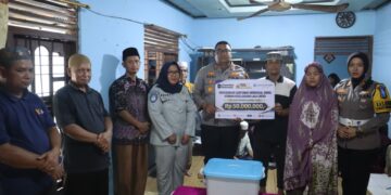 Tunjuk Kepedulian Terhadap Korban Laka Lantas, Kapolres Kampar Temui Keluarga Almarhum Alfarezi