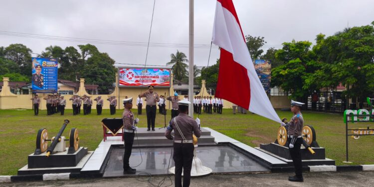 Kapolres Kampar Gelar Upacara Sumpah Pemuda Ke-98 Di Halaman Mapolres Kampar.