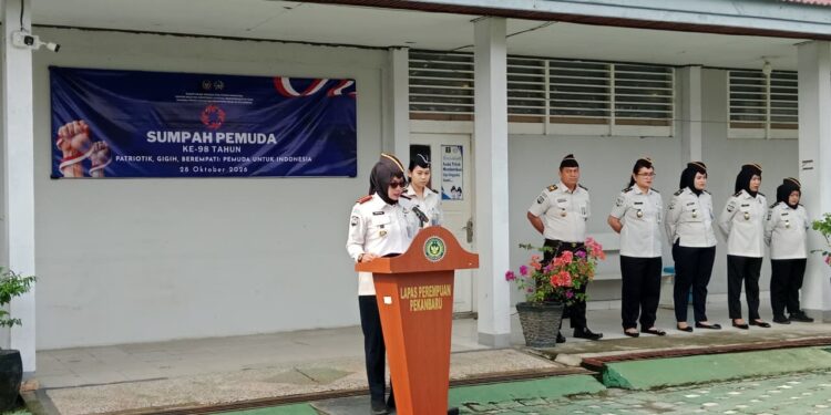 Peringati Sumpah Pemuda ke-98, Lapas Perempuan Pekanbaru Gelar Upacara Khidmat